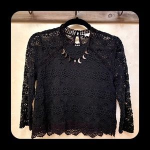 🪶3/$35 SOPHIE RUE Black Lace 3/4 Sleeve Cropped Lined Blouse-M